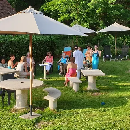 Au Des Moines بيت للعطل Le Mayet-de-Montagne